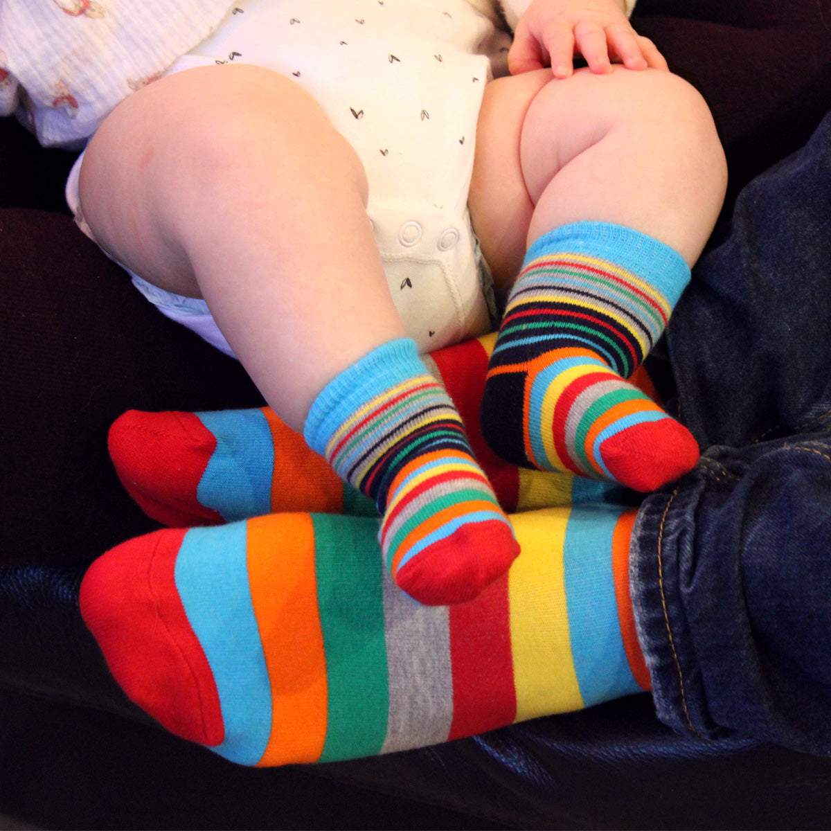 Matching Socks for Daddy and baby – Zigzagme