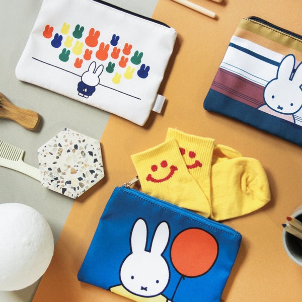 Miffy Gallery Zip Pouch - Zigzagme